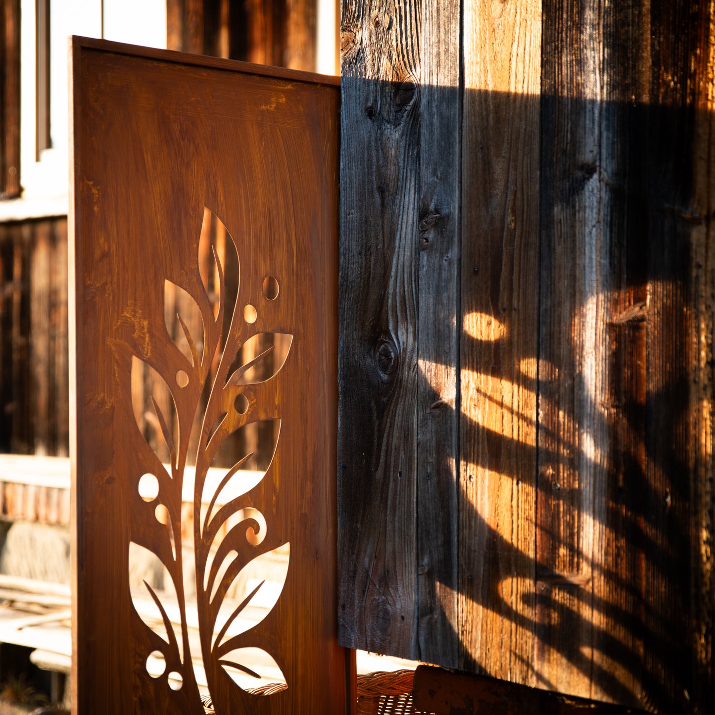 Steel Leafs Garden Screen – Laser Cut Metal Privacy Panel, Corten Style