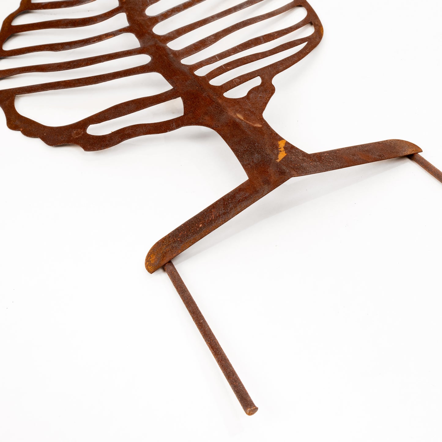 Metal Leaf Garden Stake – Natural Rust Steel, Decorative Outdoor Ornament