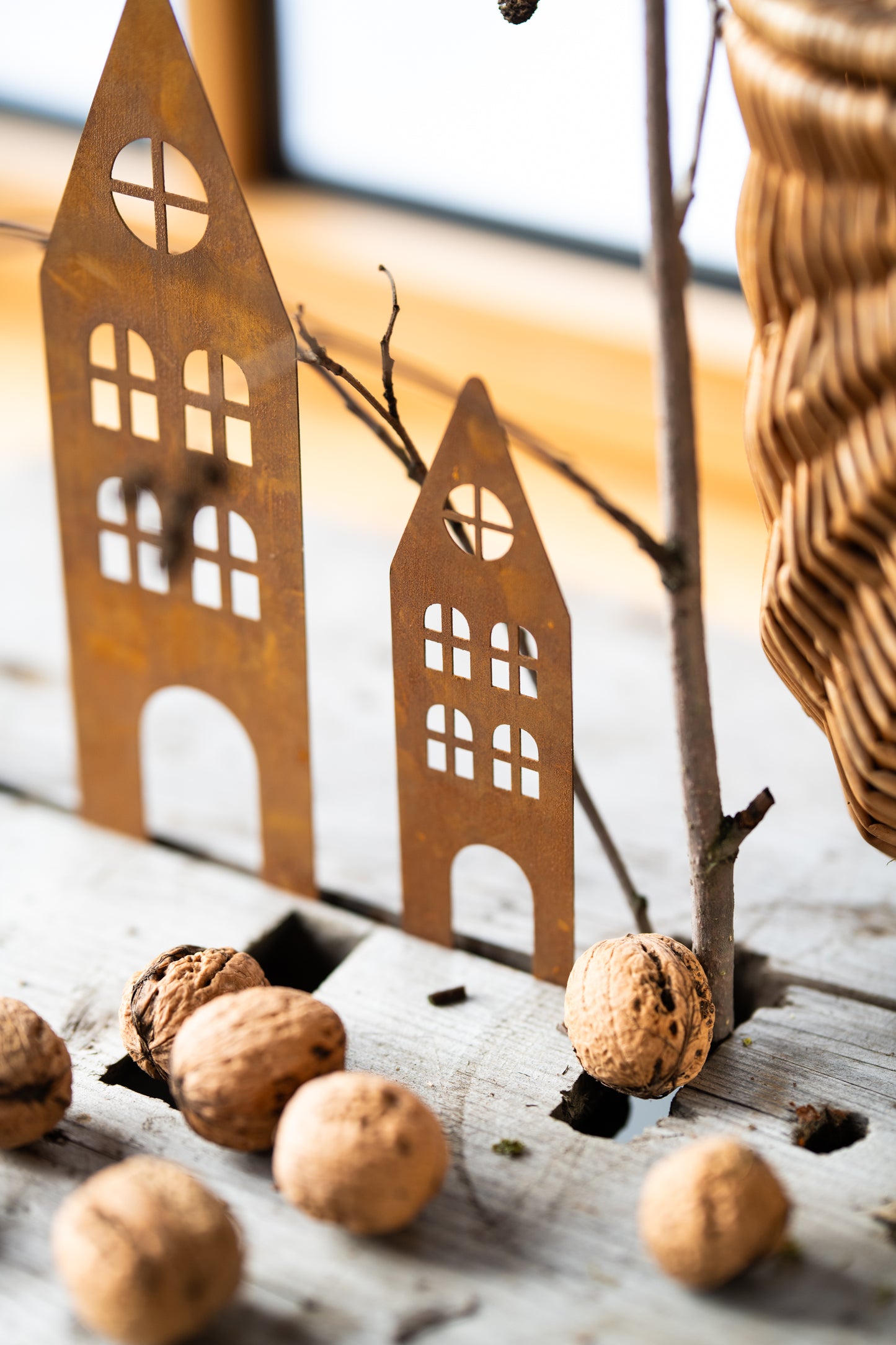 Rustic Metal House Garden Decor – Rusty Steel Outdoor Art