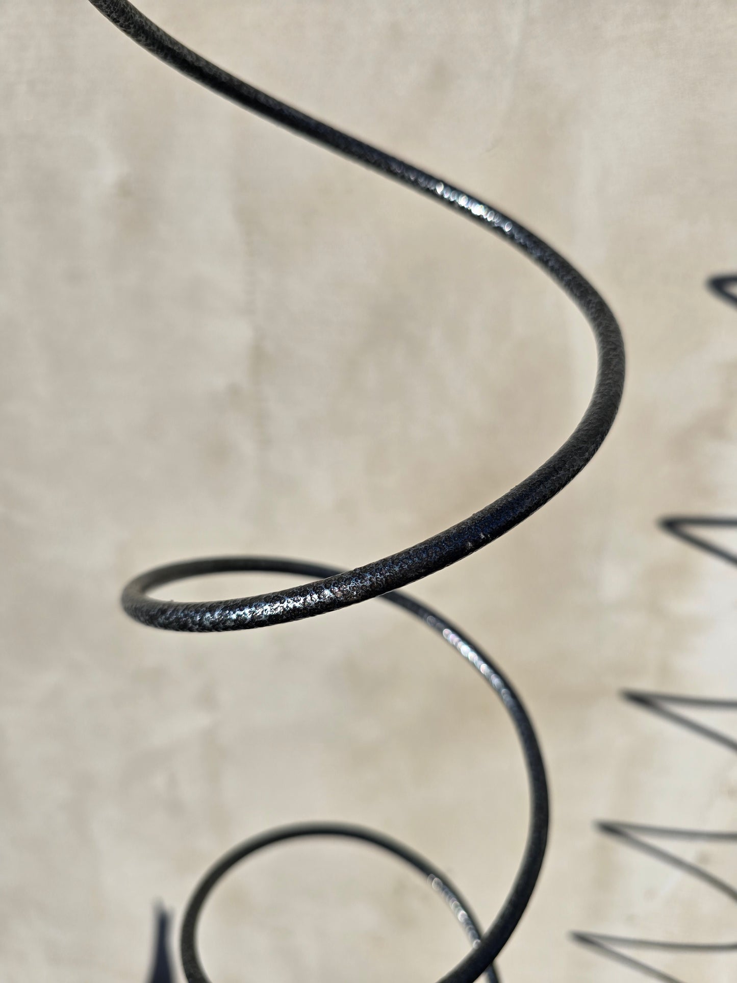 Metallspirale für Kletterpflanzen 200-250cm, 5 Stück, schwarz und weiß
