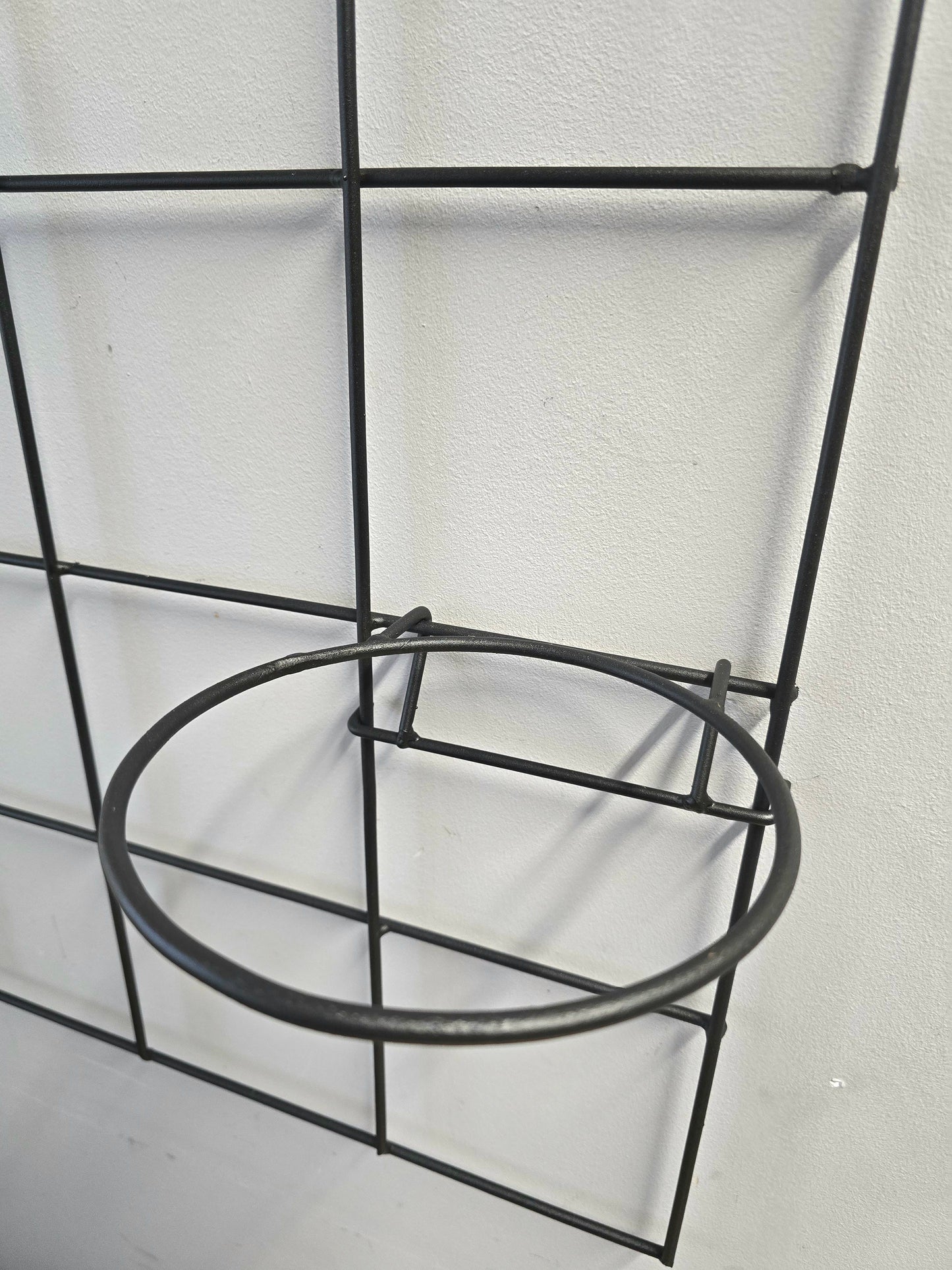 Black Steel Wall Grid Plant Holder, Vertical Garden Trellis with Pot Holders