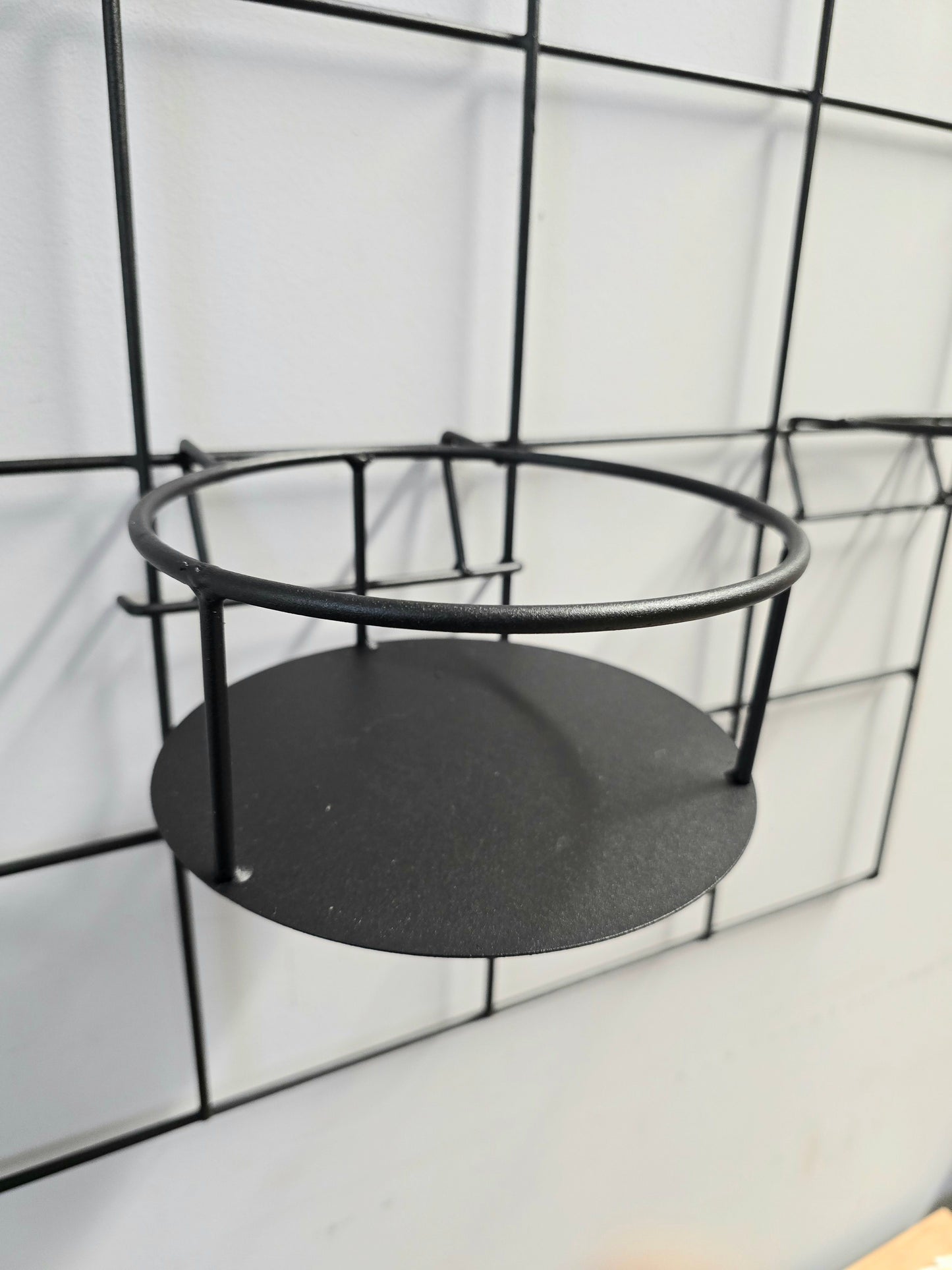 Black Steel Wall Grid Plant Holder, Vertical Garden Trellis with Pot Holders