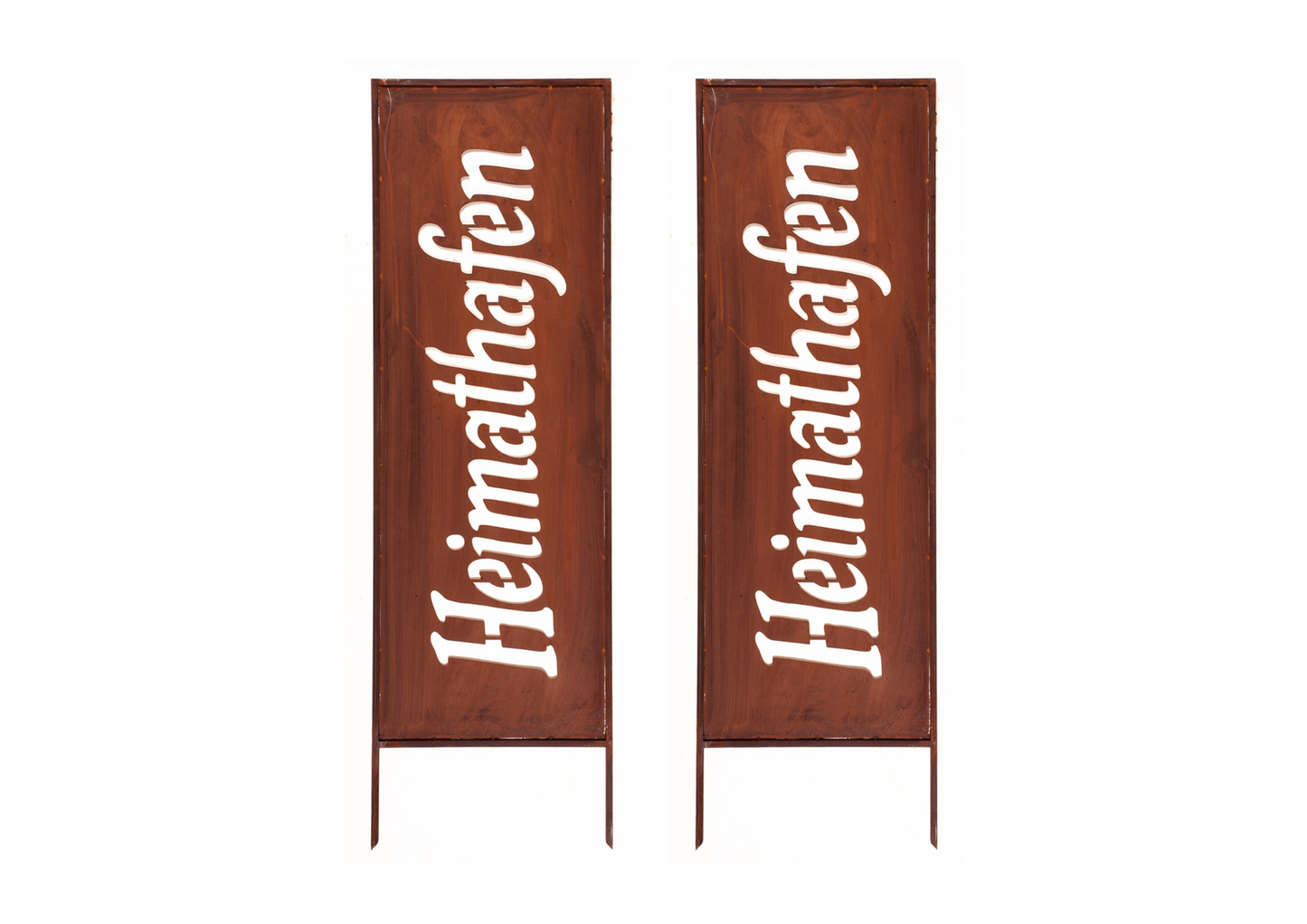 Rustic Metal Garden Screen – Corten Effect Steel Privacy Panel "Heimathafen"