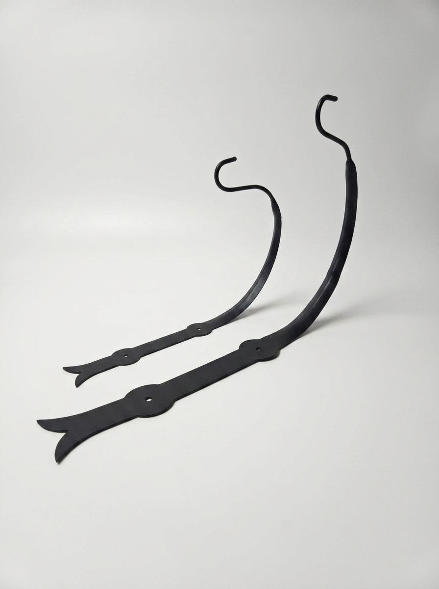 Industrial Black Wall Plant Hanger, Modern Hanging Planter Hook, Powder-Coated Steel Plant Holder
