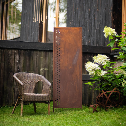 Rustic Metal Garden Screen – Corten Effect Steel Privacy Panel with Side Geometric Pattern Cutouts