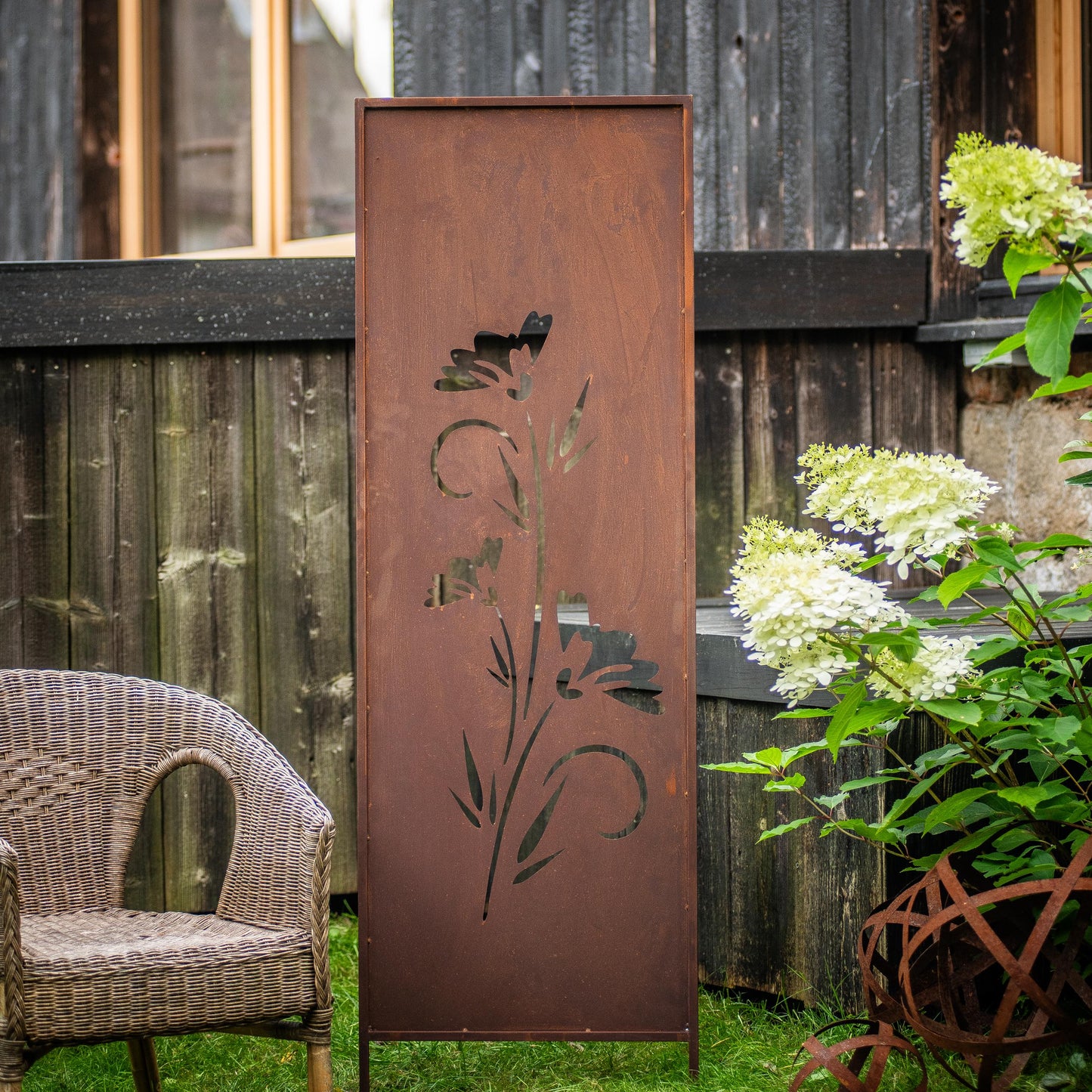 Rustic Metal Garden Screen – Corten Effect Steel Privacy Panel with Carnations Flowers Cutouts