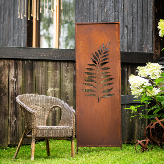 Rustic Metal Garden Screen – Corten Effect Steel Privacy Panel Fern
